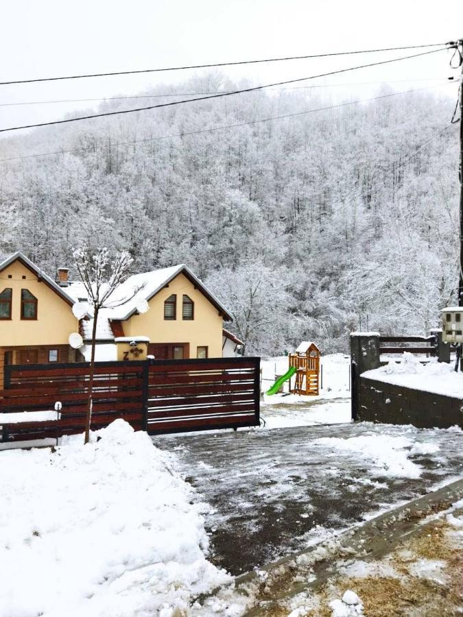 Vila Zubor Crni Vrh 외부 사진